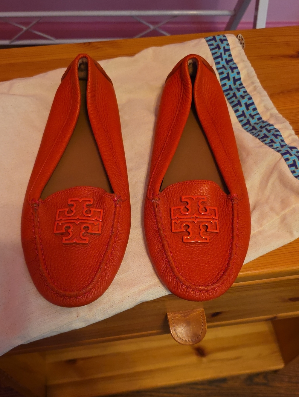 Tory Burch Orange Leather Logo Driving Loafers